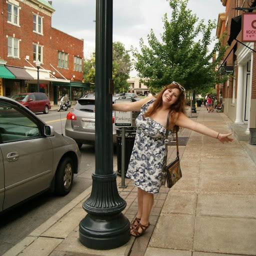 Julie Wilson Photo 22
