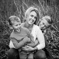 Dawn Deyoung Photo 19