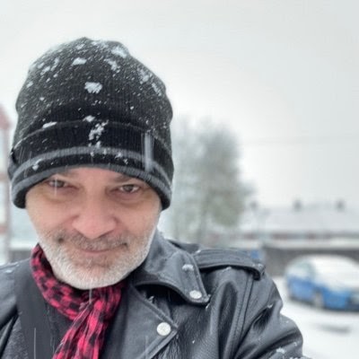 Martin Roberts Photo 37