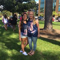 Erin Flores Photo 38
