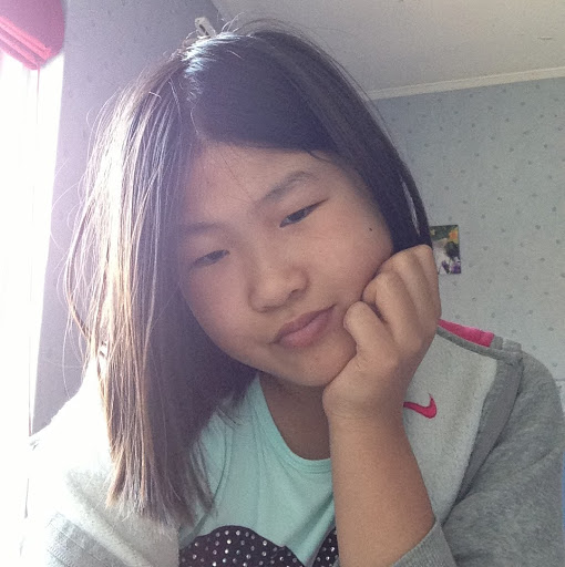Janice Zhou Photo 14