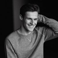 Adam Goodman Photo 47