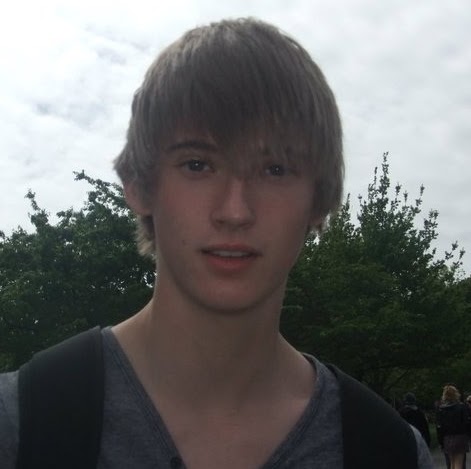 Josh Williams Photo 39
