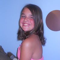Sara Walker Photo 29