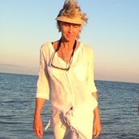 Christine Read Photo 33