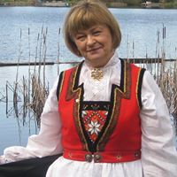 Mary Loe Photo 16