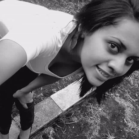 Geraldine Martinez Photo 19