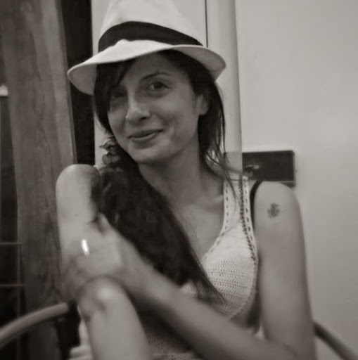 Ana Ibanez Photo 23