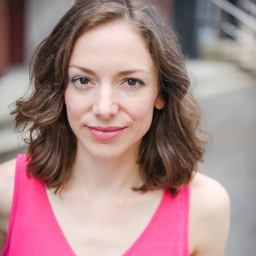 Deanna Gibson Photo 27