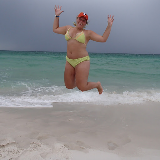 Rachel Bray Photo 42