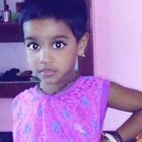 Priya Krishnamoorthy Photo 7