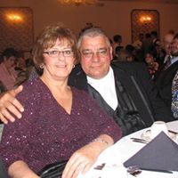 Suzanne Miller Photo 23