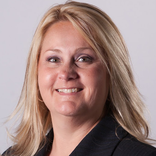 Amy Leach Photo 25