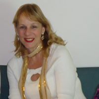 Nicole Steele Photo 38