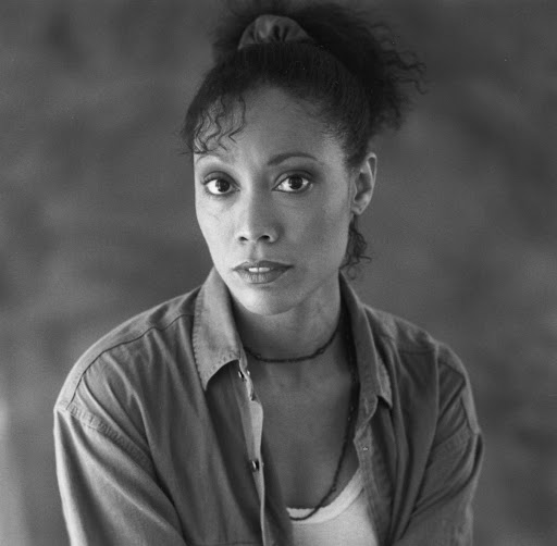Robin Miles Photo 23