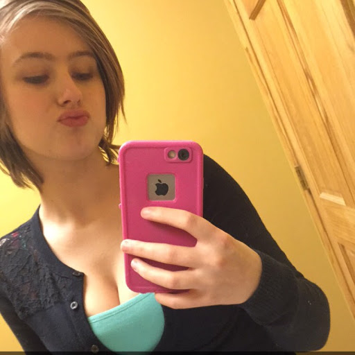 Ashley Beggs Photo 23