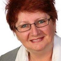 Diane Asselin Photo 13