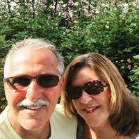 Julie Sanders Photo 36