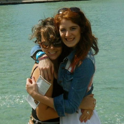 Rachel Gordon Photo 32