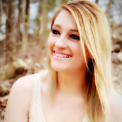 Tiffany Simmons Photo 31
