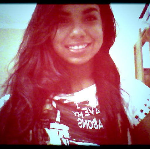 Lara Caldas Photo 7