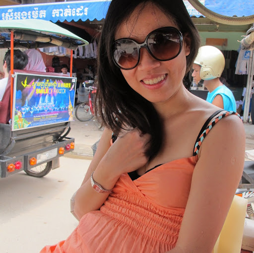 Helen Liao Photo 15