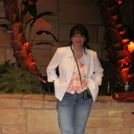 Denise Harrison Photo 32