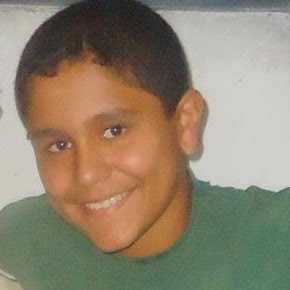 Dennis Gomes Photo 26