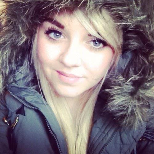 Sophia Carney Photo 5