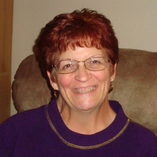 Julie Moody Photo 28