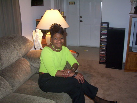 Barbara Oliver Photo 34