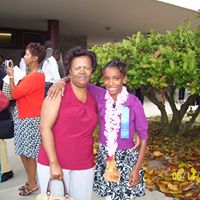 Linda Singleton Photo 19