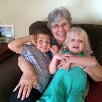 Laura Hoffmeister Photo 16