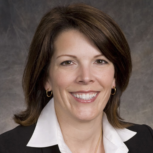 Pamela Thompson Photo 43