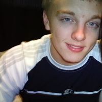 Devin Howell Photo 19