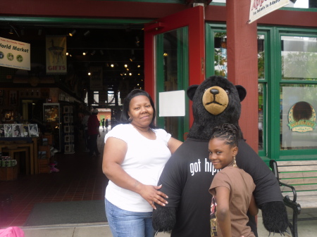 Evette Moore Photo 5