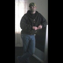 Jon Owens Photo 41