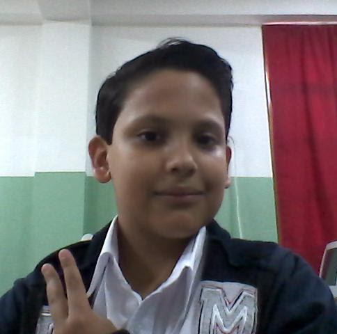 Erik Caceres Photo 14