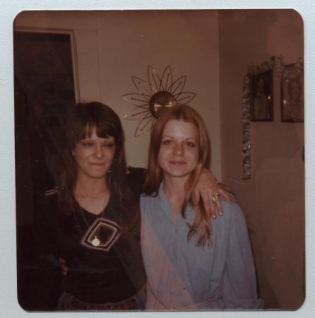 Sara Walker Photo 13