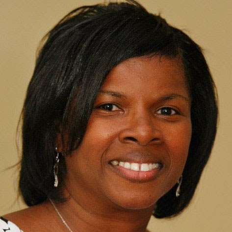 Dorothy Holmes Photo 40