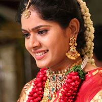 Anoosha Reddy Photo 7