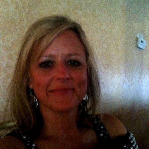Janet Dean Photo 18