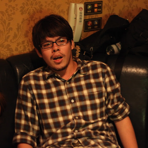 Lance Huang Photo 14
