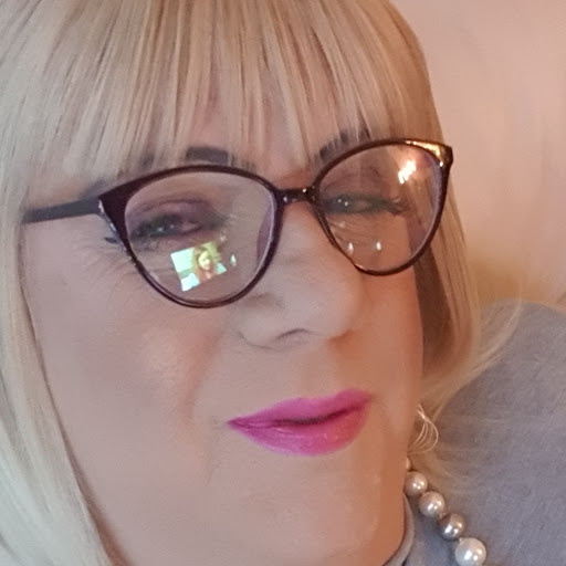 Teresa Drake Photo 31