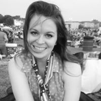 Shannon Monaghan Photo 7