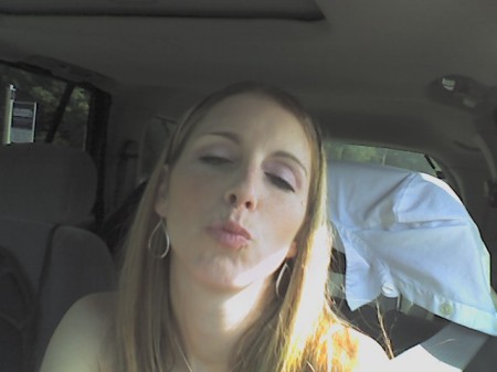 Katherine Ellis Photo 35