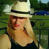 Lori Palmer Photo 15