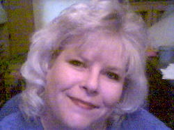 Kelly Mitchell Photo 15