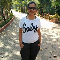 Urvi Sanghavi Photo 8