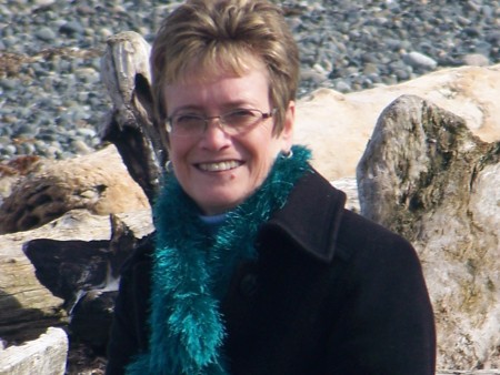 Lynn Brown Photo 31